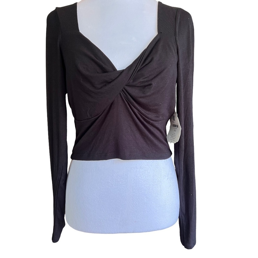 Altar'd States Black Cinched Cropped Ribbed V Neck Long Sleeve NWT Size Large